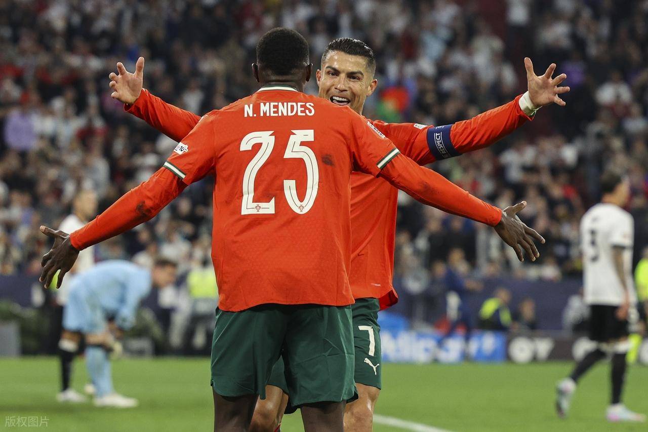 kaiyun-重要助攻引发热议！，C罗在阿森纳比赛中出色发挥比赛高潮迭起的简单介绍